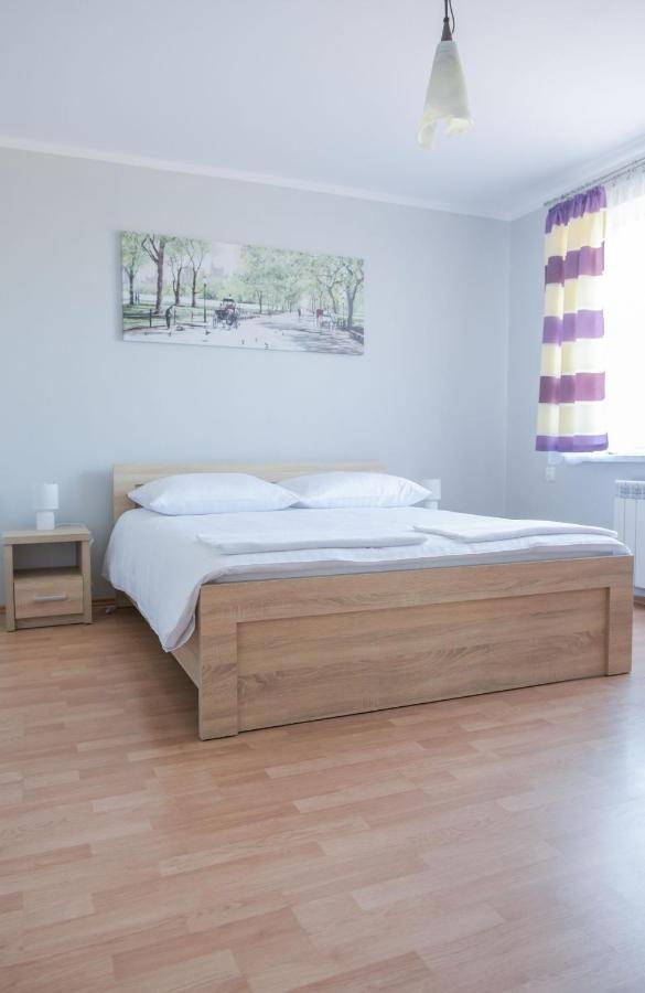 Apartament Rodzinny W Zatorze Exterior foto